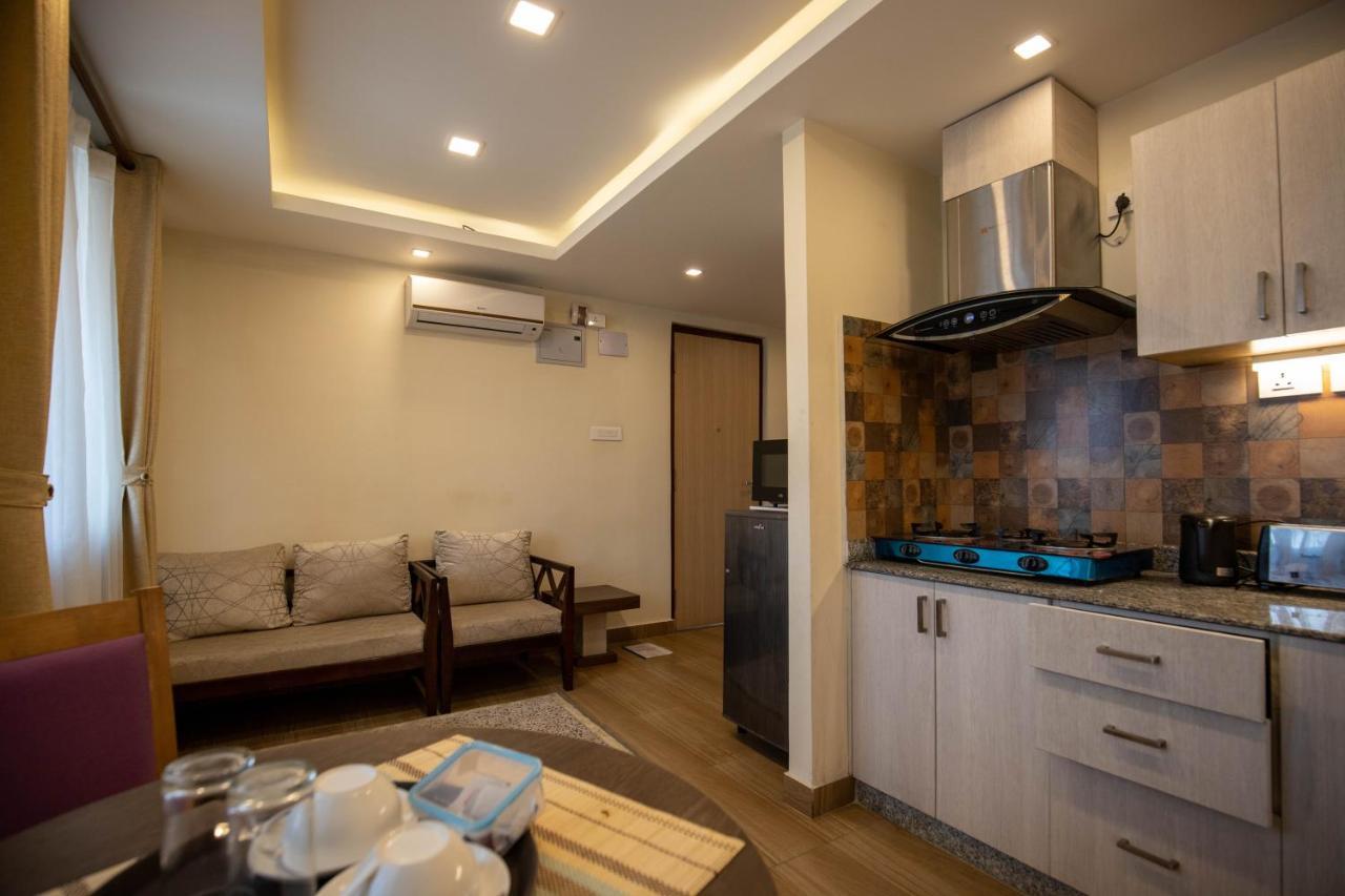 Sarovar Residency Serviced Apartment Hotel Jawlakhel Bagian luar foto
