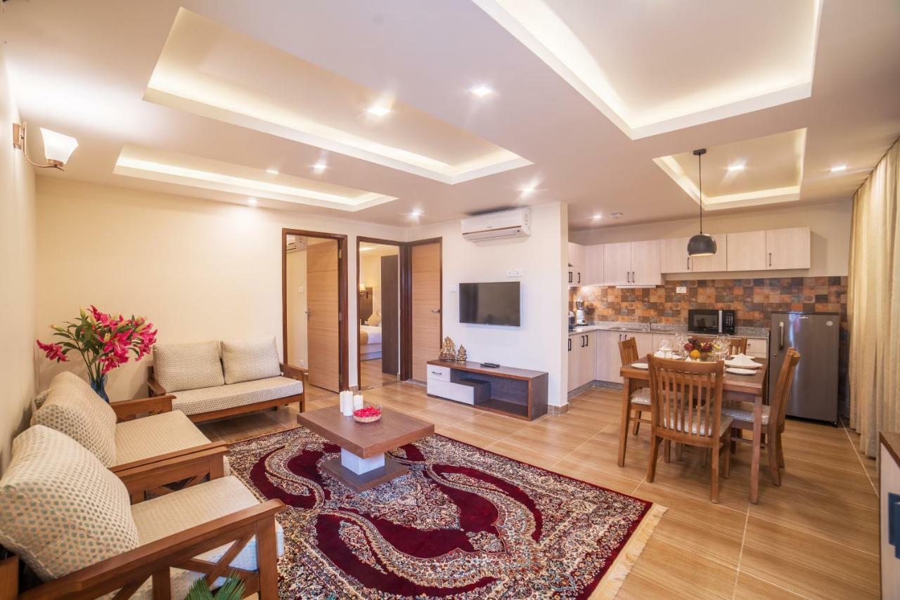 Sarovar Residency Serviced Apartment Hotel Jawlakhel Bagian luar foto